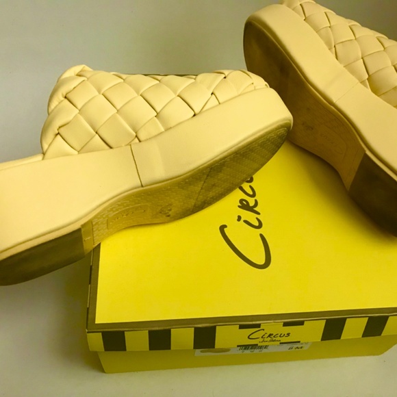 CIRCUS by Sam Edelman Julieta Yellow Clogs Size US 8 Pineapple Weave - Picture 7 of 9